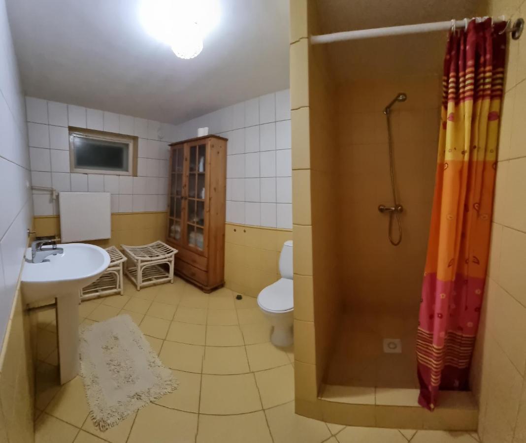 Mountain House Otel Ustrzyki Dolne Dış mekan fotoğraf